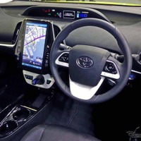 【トヨタ プリウスPHV 新型】トヨタ初の11.6インチナビ、操作感をチェックした 画像