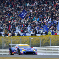 【SUPER GT 第7戦】スバル井口選手“専用”応援シートが用意される理由 画像