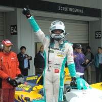 【スーパーフォーミュラ 最終戦】第1レースをロッテラーが制す…石浦が2位で王座に前進、可夢偉3位 画像