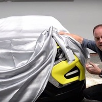 【モスクワモーターショー16】ラーダ謎の新型車、ヘッドライトが見えた 画像
