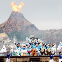【ディズニー】「きらめく海へ！」東京ディズニーシー開園15周年セレモニー盛大に開催 画像