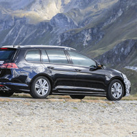 VWゴルフ、最強「R」ヴァリアントに改良新型登場！295馬力へ 画像