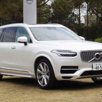 【ボルボ XC90 T8 試乗】上級車らしい走りの質感ながら「大きく・重く・高い」…松下宏 画像