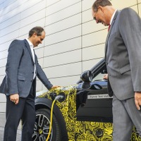 MINI クロスオーバー 次期型、PHV設定へ 画像