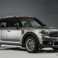 【ロサンゼルスモーターショー16】MINIクロスオーバー 新型に初のPHV…47.6km/リットル 画像