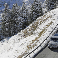 メルセデスゲレンデ次世代型、絶景の雪山を登った！ 画像