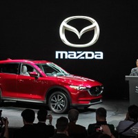 【ロサンゼルスモーターショー16】マツダ CX-5 新型、全世界で40万台の販売を計画 画像