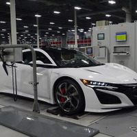 ホンダ NSX 、職人技と先進技術融合の専門工場を見た［写真蔵］ 画像