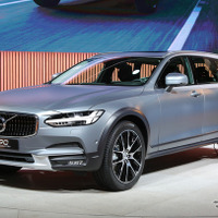 【ロサンゼルスモーターショー16】ボルボ V90クロスカントリー…恒例のオフロード仕様［詳細画像］ 画像