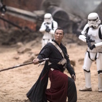 【特別映像】まるで座頭市!? フォースを信じる盲目の戦士をドニー・イェンが熱演『ローグ・ワン』 画像