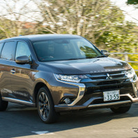 【三菱 アウトランダーPHEV 試乗】どんなライフスタイルでもどんな道でも、賢く逞しい相棒に…まるも亜希子 画像