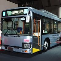 【東京モーターショー15】いすゞ エルガ…15年ぶりのフルモデルチェンジ［詳細画像］ 画像