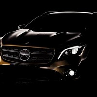 これがメルセデスGLA改良新型だ！発表直前、ティザーショットを初公開！ 画像