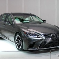 【デトロイトモーターショー2017】レクサス LS 新型、歴代初のターボ搭載 画像