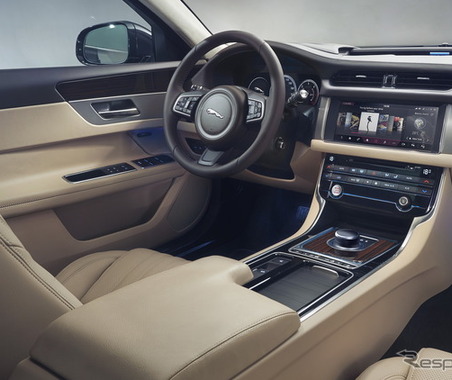 ジャガー XF スポーツブレーク 新型、最新コネクト採用…車と対話も 画像