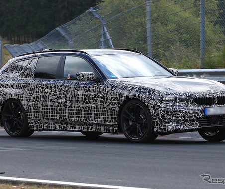 BMW最強の直4搭載へ…3シリーズ 新型、「ツーリング」の高速テストを目撃 画像
