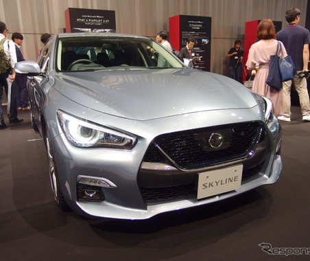 【日産 スカイライン 新型】ブランドを象徴する「Vモーショングリル」を採用 価格427万4640円から 画像
