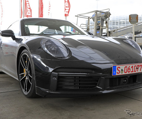 ポルシェ 911ターボS 新型、これが最終形だ!3月デビューへ 画像