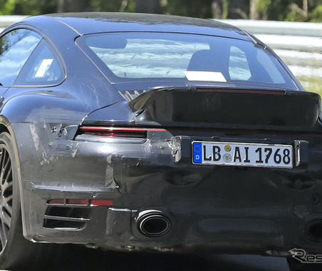 ポルシェ 911ターボ にダックテール?これが限定「スポーツクラシック」か 画像