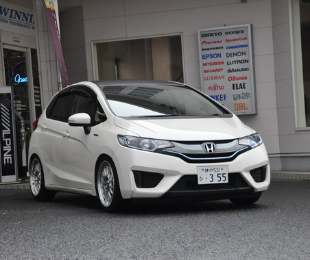【話題の製品聴いてみた!】超高級ブランドのミドルスペック『RS Revelation HAC』の凄さ 画像