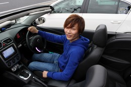 友人の影響でオーディオをはじめたという高下さん。まだまだオーディオの進化は続いていくようだ。 友人の影響でオーディオをはじめたという高下さん。まだまだオーディオの進化は続いていくようだ。