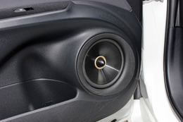 “Full Digital Sound デモカー” トヨタ・プリウス by イース・コーポレーション “Full Digital Sound デモカー” トヨタ・プリウス by イース・コーポレーション
