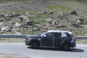 【動画】ボルボ最小SUV「XC40」、力強く峠のワインディングを駆け抜ける! 画像