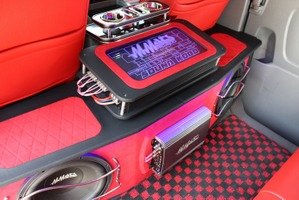 カスタム・オーディオマシン SpecialFeature!! TOYOTA HIACE(オーナー・別部さん) by 施音人工房 前編 画像