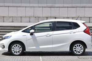 【ホンダ フィット 試乗】ご自慢の低床は一体、誰のためなのか?…岩貞るみこ 画像