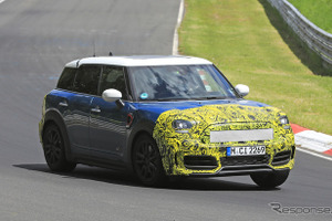 ニュル爆走!MINI クロスオーバー 改良新型、ついに最終デザイン見えた 画像