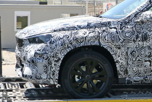 BMWの最小SUV『X1』、次期型は2023年デビューへ…EV・PHEVと電動化を加速 画像