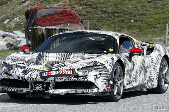 ついにフェラーリが1000馬力突破か、F1由来の技術も投入『SF90 VS』の