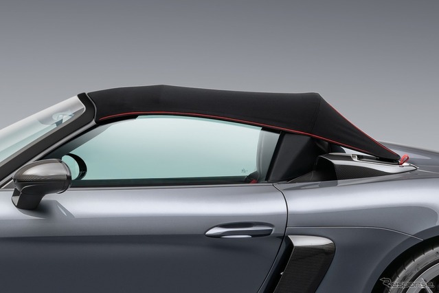 ポルシェ最強の2シーターオープン「718スパイダーRS」、2024万円