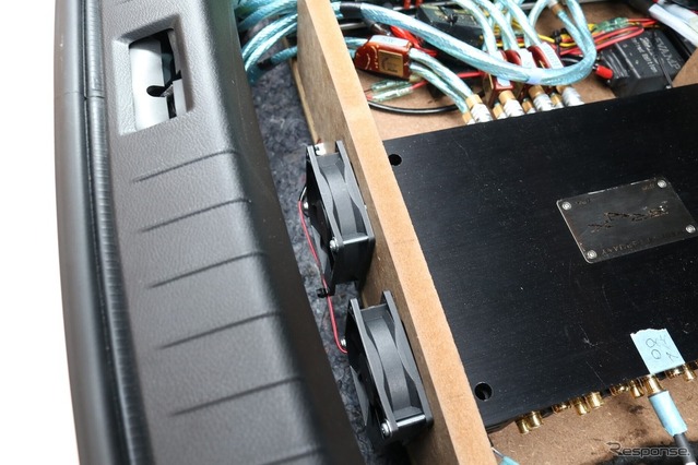 ARC AUDIO 4100SE advanced 4chアンプ② ARC AUDIO/ARCオーディオ