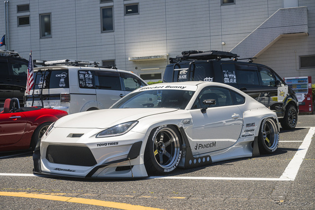 TOYO 埋まる プロセクススポーツ 2023年 245/45R20 美品