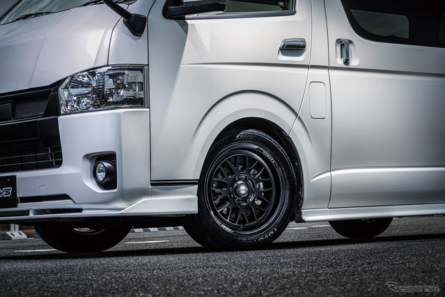 ラブブ　2箱ハイエース あのハイエースが高級車に？！レイズ ホムラ「2×9L-RA」が見せる新世界