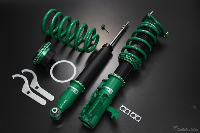 クラウンクロスオーバー』にフラットライド感を！ テインの新世代フル