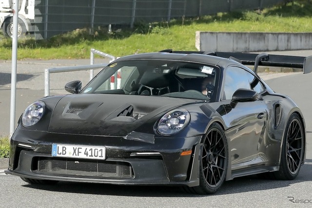 最後の非電動・非ターボの水平対向6気筒…ポルシェ『911 GT3 RS』を