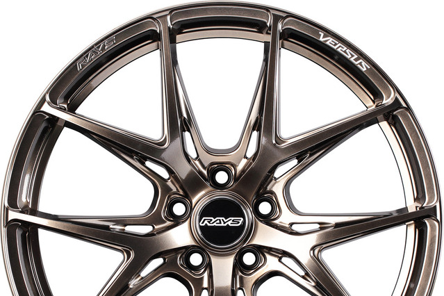 限定カラーのグレイスゴールドが美しすぎる！ レイズ「ベルサス VOUGE