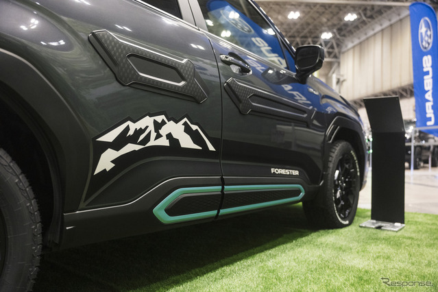 新型フォレスター半端ないって！ 純正用品で大変身、日本初披露“サンド
