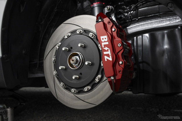 スイスポ最終モデルの完全進化形！ BLITZが手掛けた“走りと快適”の完熟