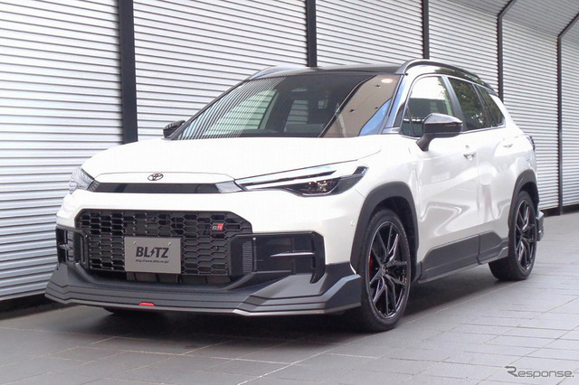 カローラクロスHV』を快適にローダウン＆スタイリッシュにリフトアップ