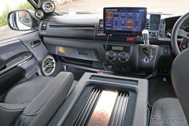 car audio newcomer！  トヨタ ハイエース（オーナー：足立祥紀さん）　by　 custom&car Audio PARADA　後編 画像