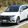 【三菱 アウトランダーPHEV Sエディション 試乗】ビルシュタインの恩恵で走りは欧州風味…諸星陽一 画像