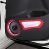 リアドアにはコアキシャルスピーカーをインストール。フロント同様のイルミボックスを用いたデザインで統一感を引き出す。