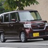 【ホンダ N-BOX 試乗】“軽の残念な部分”はもはや黄色いナンバーだけ、だけど…岩貞るみこ 画像