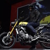 【ミラノショー15】MT-09 譲りのトリプルエンジン搭載、ネオレトロスタイルのヤマハ XSR900 画像