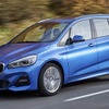BMW 2シリーズ、アクティブ / グランツアラーに最新コネクト…ジュネーブモーターショー2018で発表へ 画像