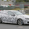 BMW 1シリーズ 次期型、最新プロトタイプを目撃…「M」には340馬力の直4ターボか 画像