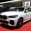 BMW X5 新型、フロントマスクに新世代のデザイン言語を採用…パリモーターショー2018［詳細画像］ 画像